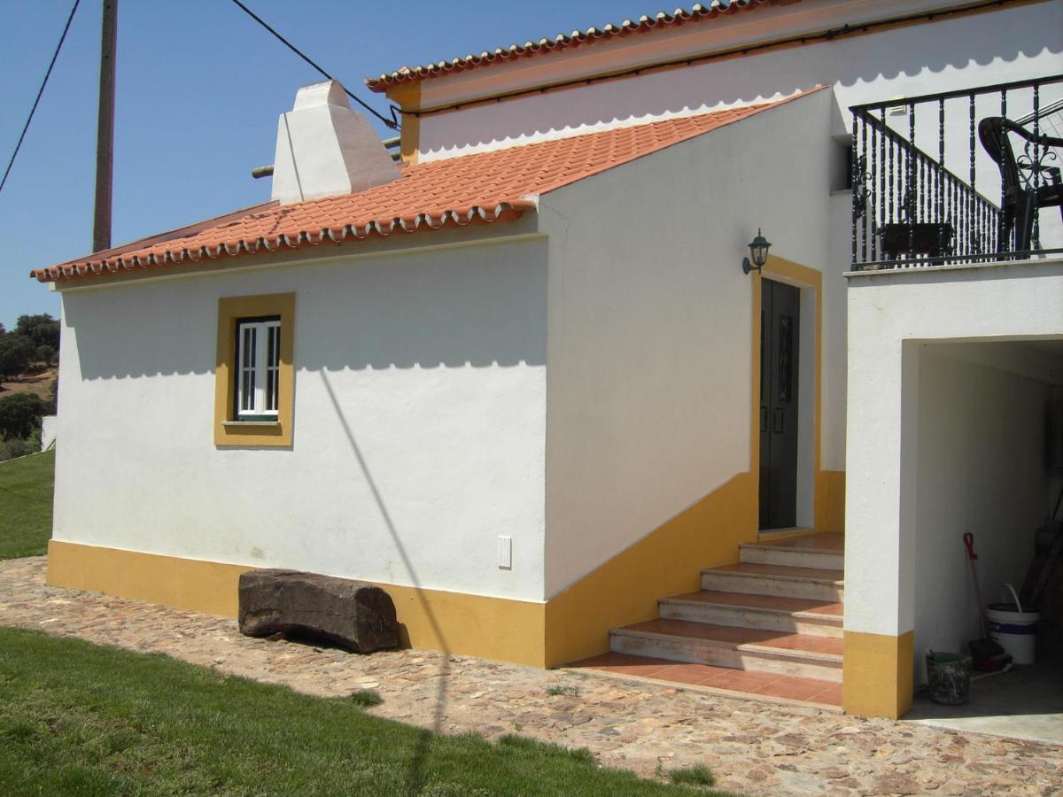 House With Authentic Tiling And Antique Furniture Villa Montemor-o-Novo Ngoại thất bức ảnh