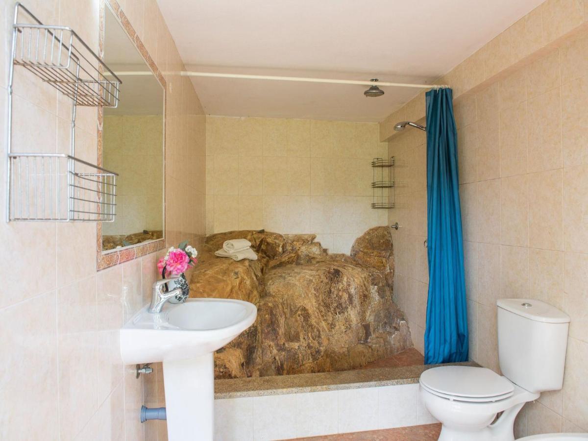 House With Authentic Tiling And Antique Furniture Villa Montemor-o-Novo Ngoại thất bức ảnh