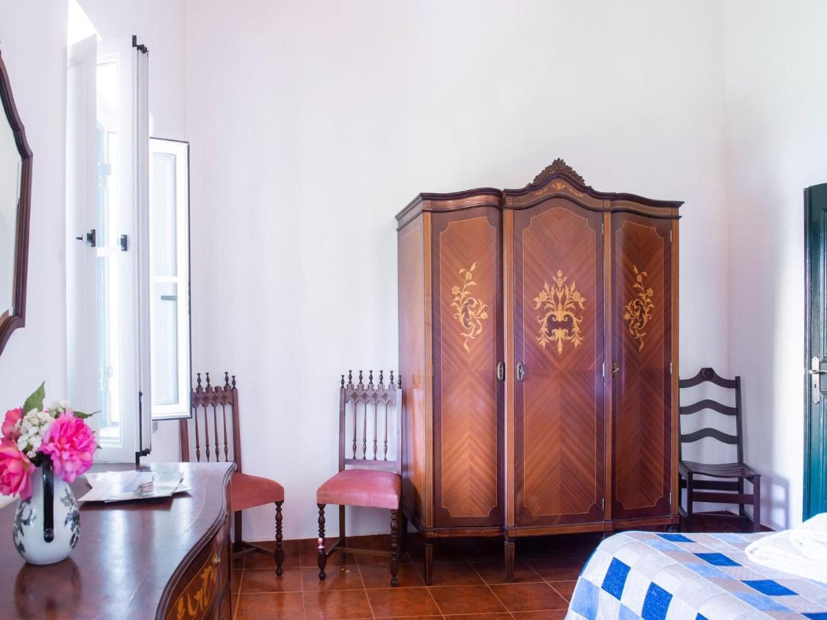 House With Authentic Tiling And Antique Furniture Villa Montemor-o-Novo Ngoại thất bức ảnh
